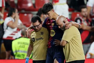Sedmnáctiletý barcelonský klenot si přetrhl kolenní vazy, má po sezoně - Sport.cz